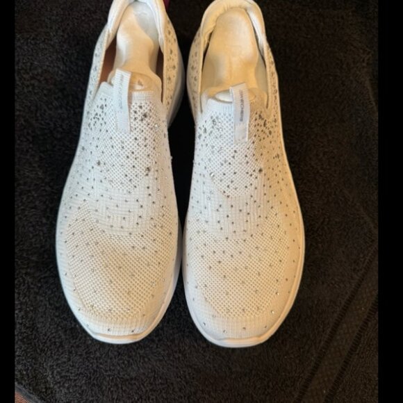 Skechers Bling Sneakers - Picture 1 of 4